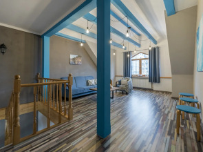 Апартаменты двухуровневые в тихом районе Амалиенау