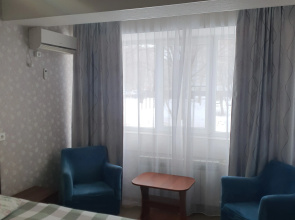 Uyutny Dom Flat 2