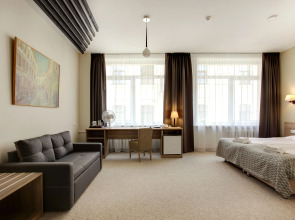 Отель Old Town Trio