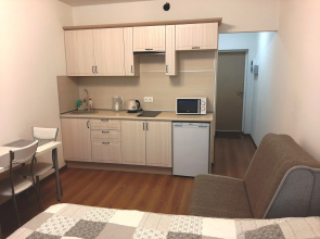 Studiya V Otrade Lodging House