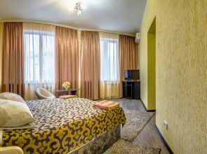 Отель Мидас