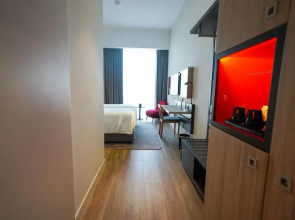 Отель IntercityHotel Dubai Jaddaf Waterfront