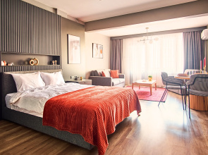 TAKS-INN Suites Hotel