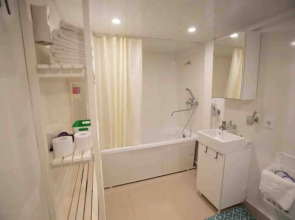 Отель Central Streets