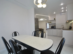 Апартаменты 4 комнатные Aparton