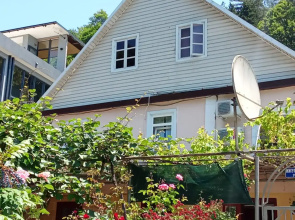 Na Zhigulevskoy Guest house