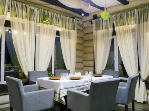 Отель WoodHouse