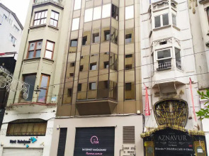 Отель Golden Street