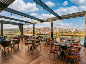 Ramada by Wyndham Istanbul Golden Horn