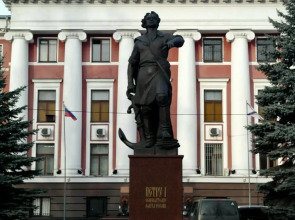 Апартаменты на площади Победы