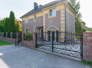 Na 10 Chelovek S Saunoy Private House