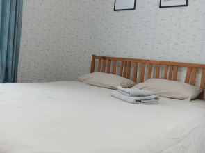 Квартира на Дружбы Народов 57