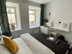 Апартаменты Серебрянический 11