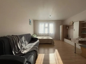 Квартира Новая рядом с Озером и Метро