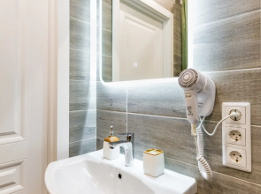 Квартира Современная студия для двоих возле  Экспо-град