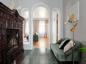 Квартира GM Apartments Новая и тихая Трехкомнатная на Тверской