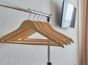 Апартаменты 9 Ночей 12 на Большая Подгорная