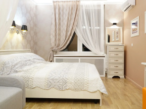 Апартаменты Art Военная