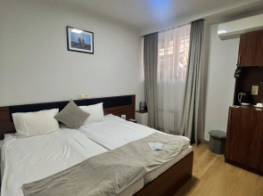 Hotel Mashtots Hotel