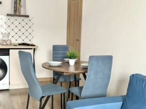 Апартаменты Евродвушка у Метро Лесная