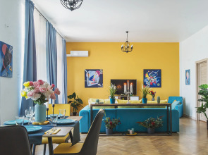 Квартира GM Apartments в легендарном Доме на Набережной