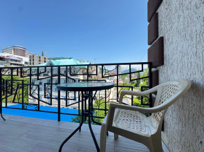 Апартаменты в центральном Сочи рядом с морем