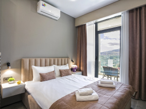 S Vidom Na More I Gory V Darsan Rezidens Apartments