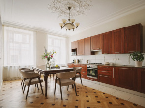 Апартаменты Minin Apartments у Эрмитажа 130 кв.м.