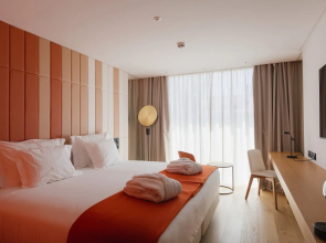 Отель Lumen Hotel & The Lisbon Light Show