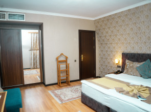 Отель  Неми