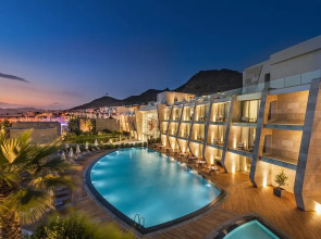 Отель Swissotel Resort Bodrum Beach