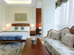 Отель Hotels & Preference Hualing Tbilisi