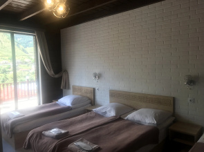 Отель Come & Rest