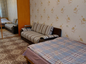 Апартаменты на Петра Алексеева