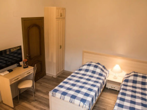 Апартаменты Ермолова 19