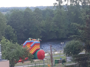 Апартаменты двухкомнатные в центре у реки