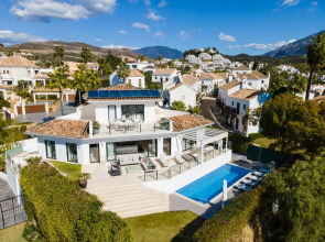 All About Villa Breeze