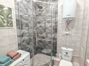 Квартира у ТЦ Кристалл Менделеева 2к2