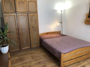 Dvukhmestny Nomer s Dopolnitelnoy Krovatyyu Living Quarters