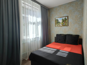 U Fontana na Ulitse Oktyabrskoy Revolyutsii 7 Flat