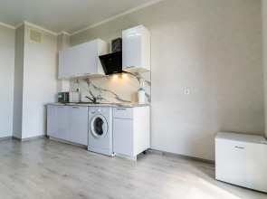 Апартаменты Просторные С Панорамным Балконом От LetoApart