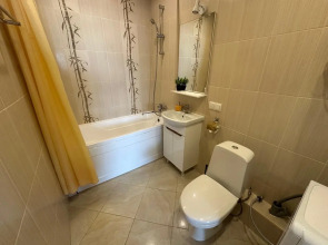 Апартаменты На 18 этаже Сибирская 42