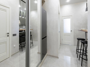 Апартаменты RED APARTMENTS Арт Лайт Сити апартамент Коэльо