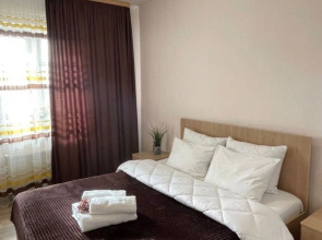 Квартира студия GoldApart на Университетской набережной 46