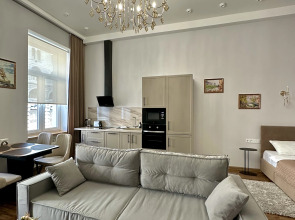 Апартаменты Малая Морская 6