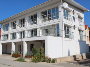 Liliya Guest House