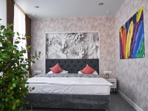 Отель July Hotel