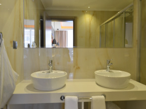 Отель Seyir Village