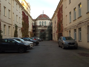 Меблированные комнаты  Be My Guest