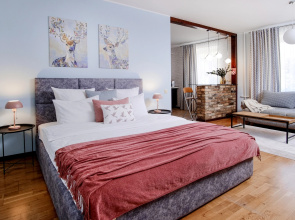 Yevrouyut V Tikhom Rayone Ryadom S Tsentrom Apartments